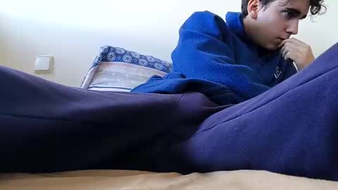 goodboyyy7 online show from October 24, 1:56 pm