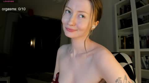SOPHIE online show from June 5, 8:14 pm