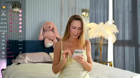 gooodgirlhere online show from May 31, 3:44 pm