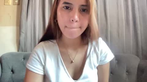 Lyn online show from May 21, 3:46 am