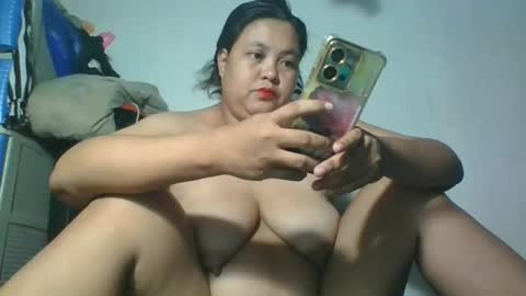 gorgeousselenaxx online show from May 5, 12:17 am