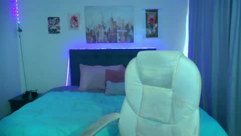 goth_minerva online show from March 31, 2:06 pm