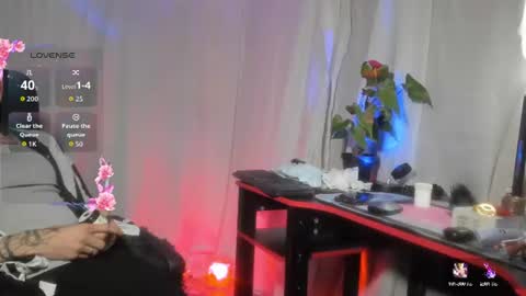 Russ  online show from July 7, 11:03 am