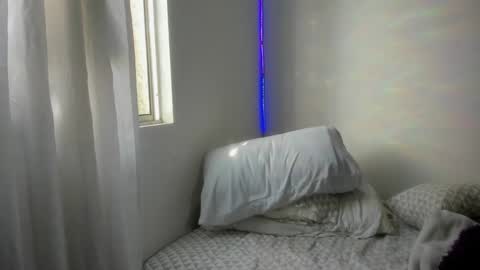 Russ  online show from December 3, 9:06 pm