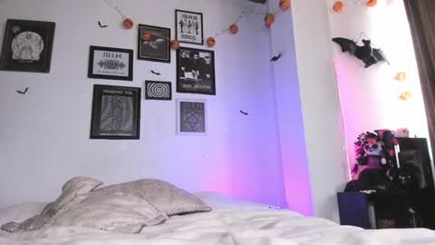 hi my name is Elizabeth nice to meet you online show from January 3, 5:53 pm