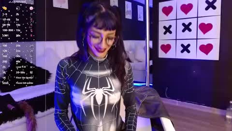 Meredith Alessandra online show from February 27, 4:13 am