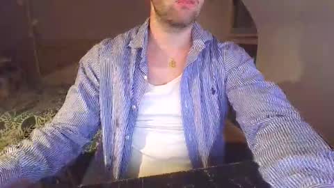 goura2000 online show from March 11, 9:07 pm