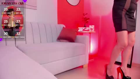 Zuly online show from September 10, 9:38 pm