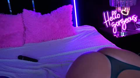 Grace online show from October 27, 1:49 am