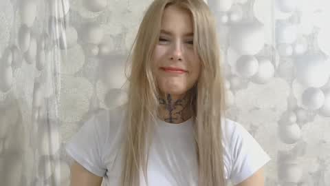 Emily online show from May 24, 7:20 pm