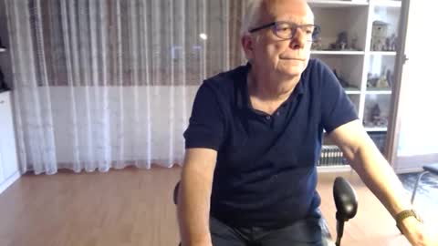 grandpach online show from April 25, 11:12 am