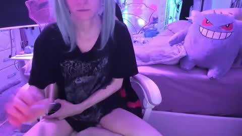 GreenEyedLovexo online show from May 16, 12:37 pm