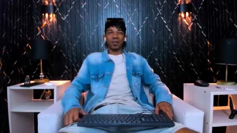 GregorySforza online show from November 11, 12:18 pm