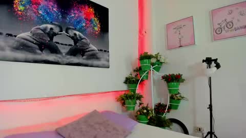 greidy_baker online show from September 19, 3:43 am