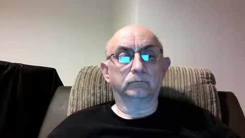 Snapshot of grey_dom chatting on December 12, 10:20 pm Master  Sir online show from December 12, 10:20 pm