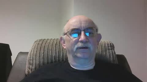 Snapshot of grey_dom chatting on October 18, 10:08 am Master  Sir online show from October 18, 10:08 am