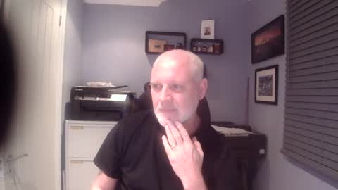 greyfox_6000 online show from January 3, 10:51 pm