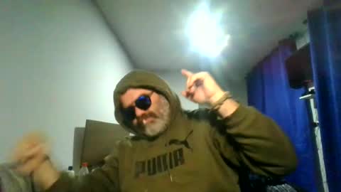 griegozorbatos online show from June 11, 2:53 am
