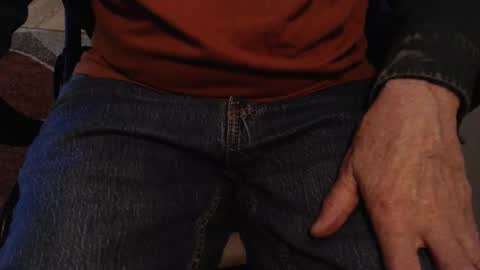 griz01 online show from November 17, 4:31 pm