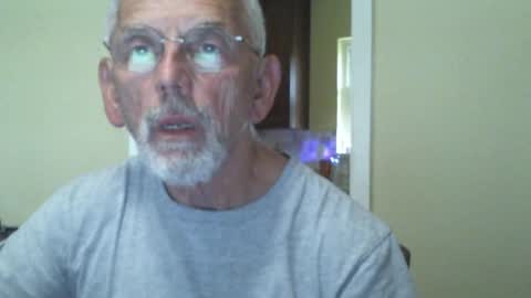 Roy online show from December 14, 8:29 pm