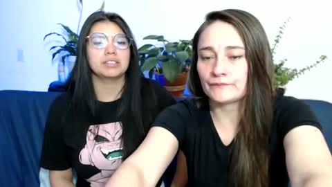 Vane blonde and Hazell black hair online show from February 2, 5:53 am