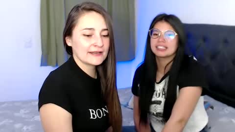 Vane blonde and Hazell black hair online show from January 21, 10:19 pm