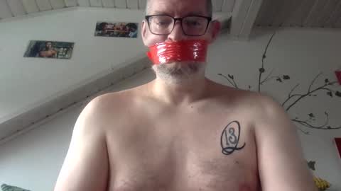 gummicasual online show from February 14, 12:14 pm