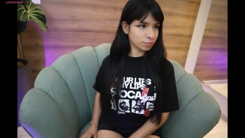 gummyluv online show from April 19, 3:40 am