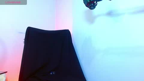 holl latino online show from July 20, 7:59 pm
