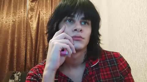 gushill_ online show from November 25, 12:42 am