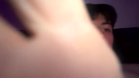 gustavog79 online show from April 15, 7:12 am