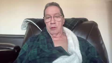 gwashere4u online show from March 9, 12:53 pm