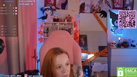 Snapshot of gwen_allen chatting on October 22, 12:47 am I am Gwen online show from October 22, 12:47 am