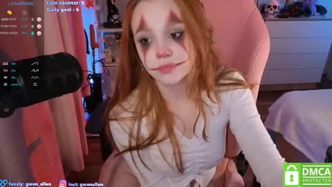 Snapshot of gwen_allen chatting on November 1, 12:44 am I am Gwen online show from November 1, 12:44 am