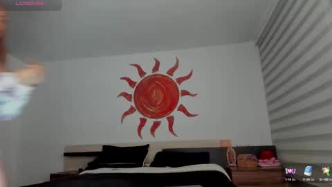   online show from October 3, 3:04 am