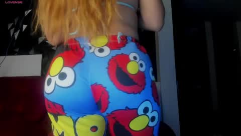   online show from April 25, 3:30 am