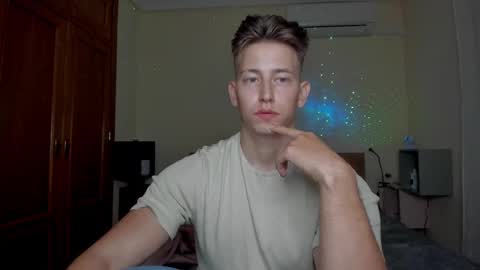 Oliver online show from March 1, 10:53 pm