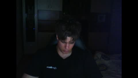 gymguy0505 online show from May 4, 9:32 pm