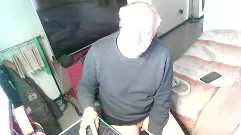 hacknoob62 online show from February 21, 10:40 am