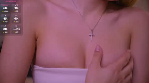 Hi Im Rebecca Glad to see you in my room  PVT is open online show from January 10, 1:33 am