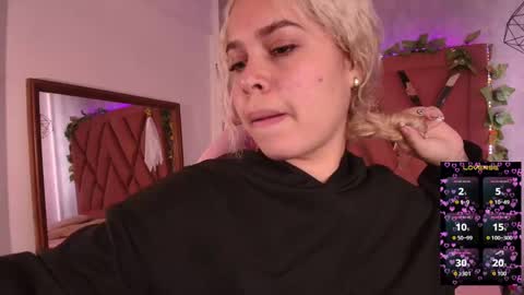 Haely online show from October 16, 11:54 am