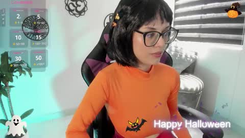 Hailee online show from October 31, 3:45 pm