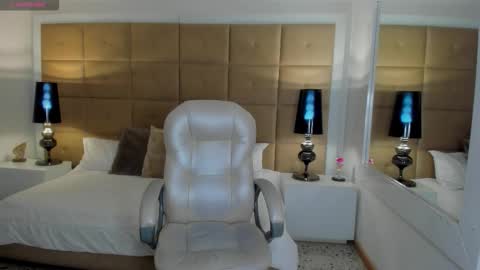 hailey online show from October 27, 5:13 pm