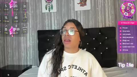 Snapshot of hailey_johnsonn chatting on September 18, 1:04 pm hailey_johnsonn online show from September 18, 1:04 pm