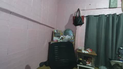 Snapshot of hailey_sweetcum77 chatting on October 22, 10:51 am hailey_sweetcum77 online show from October 22, 10:51 am
