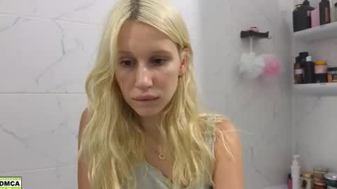 hailey_would online show from September 23, 9:10 pm