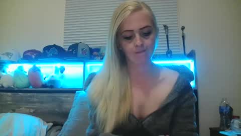 Hailey and d online show from October 13, 11:51 pm