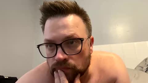 hairydaddybod online show from April 15, 12:52 pm
