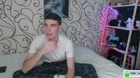 Davis and James online show from December 16, 4:38 pm