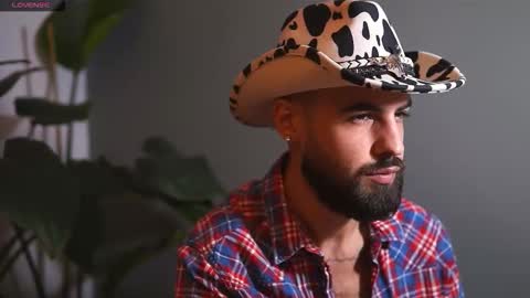 HairyRobXxX online show from September 26, 7:00 pm